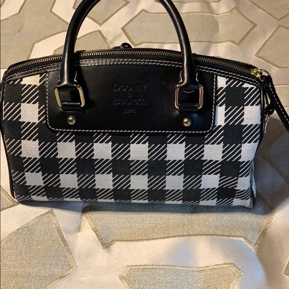 Vintage Dooney & Bourke purse